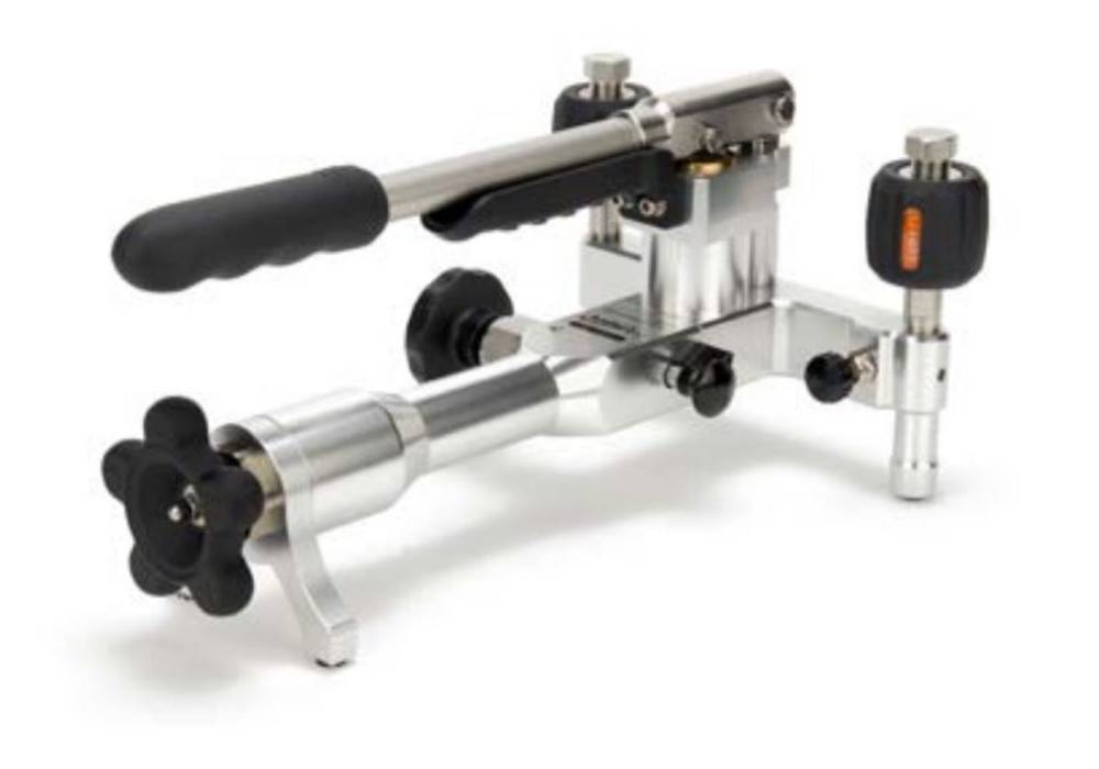 Additel ADT918, Pneumatic Pressure Test Generator, -14 to 1500 PSI (-0.95~100) Bar, M20x1.5 F # ADT918-M