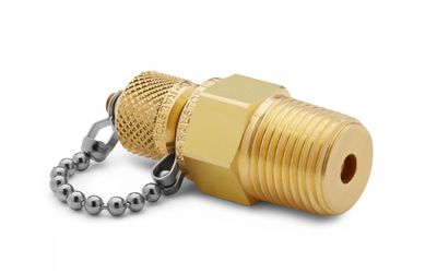 Ralston 1/2" Male NPT x Male Quick-Test, No Check-Valve, with Cap and Chain, Brass # QTFT-4MB0