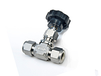 SSP LP Series, 316SS, Rising Plug Valve, Acetal Seat, LP6, 1/4 in FNPT # LP6D-4PF-316